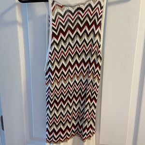 White House Black Market tank